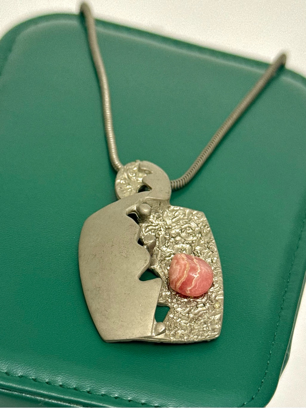 Vintage Brutalist Modernist Rhodochrosite Necklace